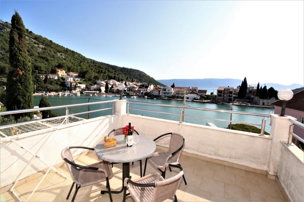 Villa Delta Apartments Blace Rum bild